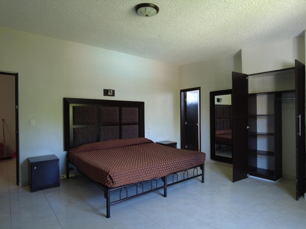 Hotel O Puente San Juan del Rio Luaran gambar