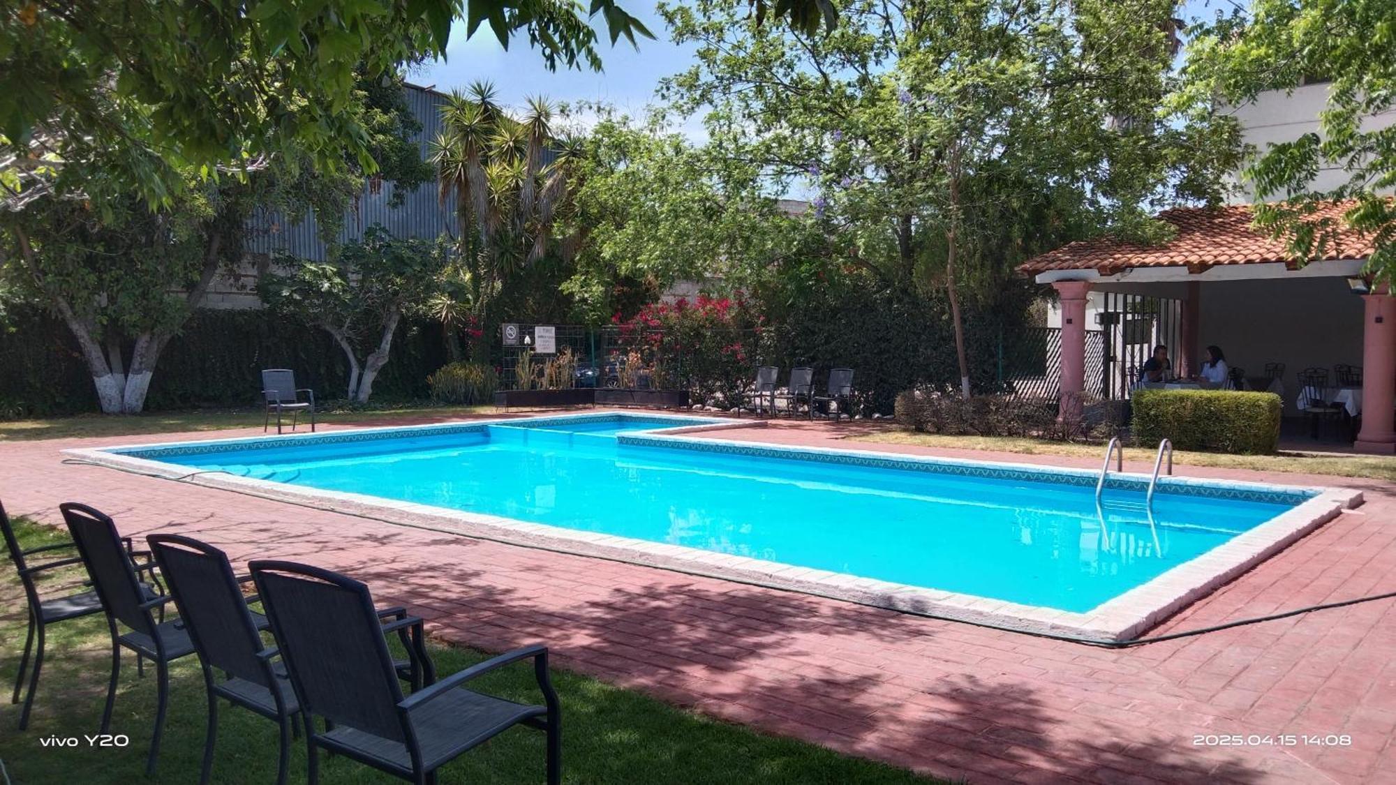 Hotel O Puente San Juan del Rio Luaran gambar
